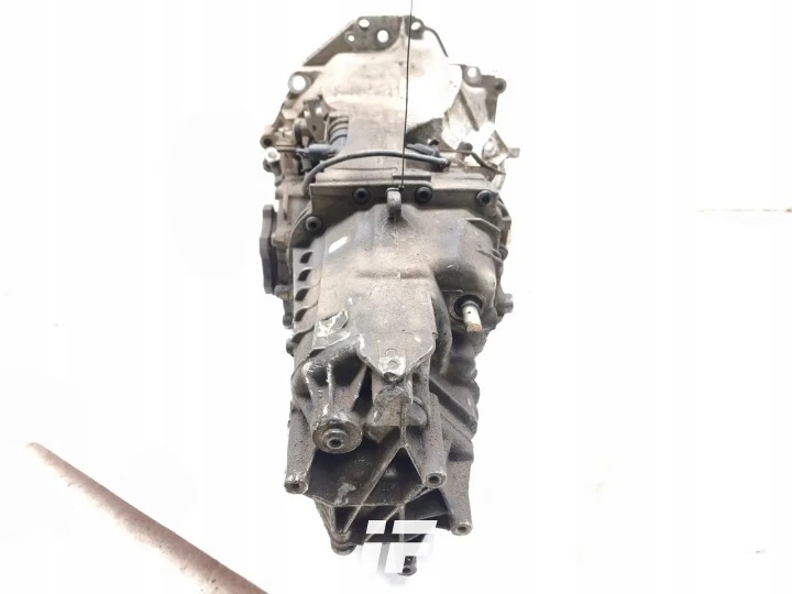 VW-Skrzynia-Biegow-2-0-Manualna-5-biegowa-FXR-Rodzaj-skrzyni-Manualna.jpg
