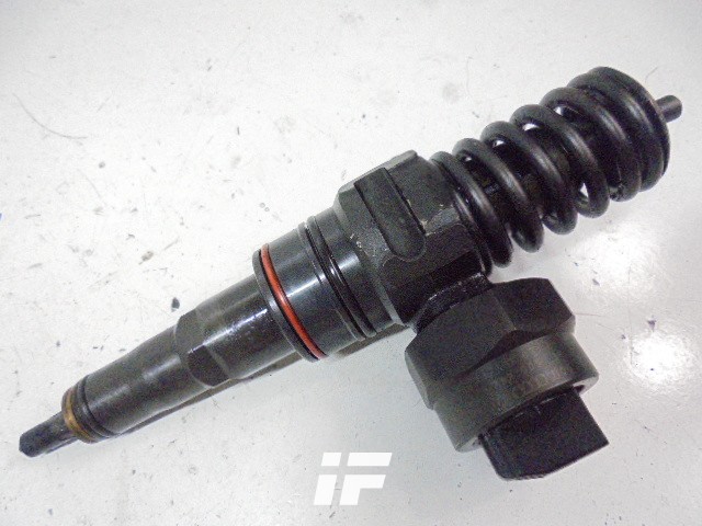 Pompowtryskiwacz-038130073F-VW-Audi-Seat-Skoda-1-9-TDI-OEM.jpg