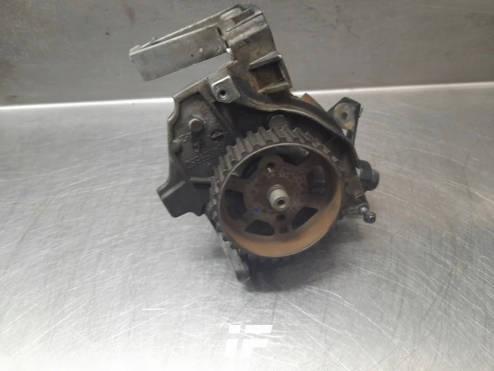 Pompa-wtryskowa-0445010102-1-6-HDI-TDCI-Citroen-Peugeot-Ford-Bosch-Stan-opakowania-zastepcze.jpg