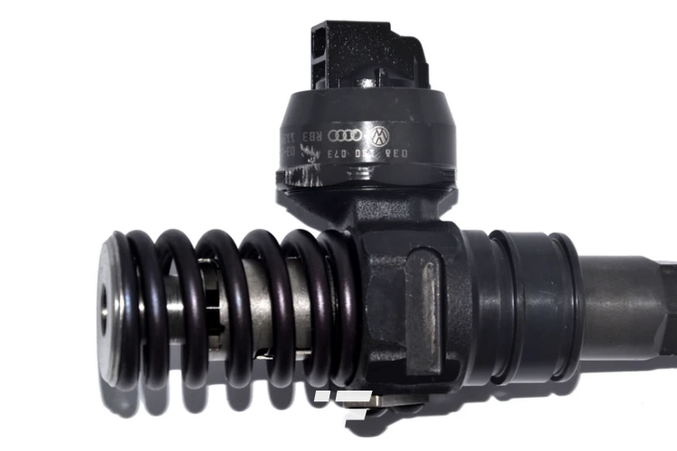Pompowtryskiwacz 1.9 TDI 038130073AM VW Audi Seat Skoda OEM