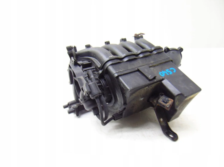 Kolektor ssący 1.6 16V 55559368 Opel używany sprawny
