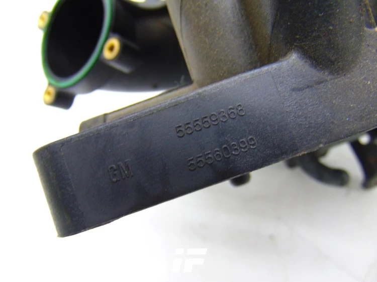 Kolektor ssący 1.6 16V 55559368 Opel używany sprawny