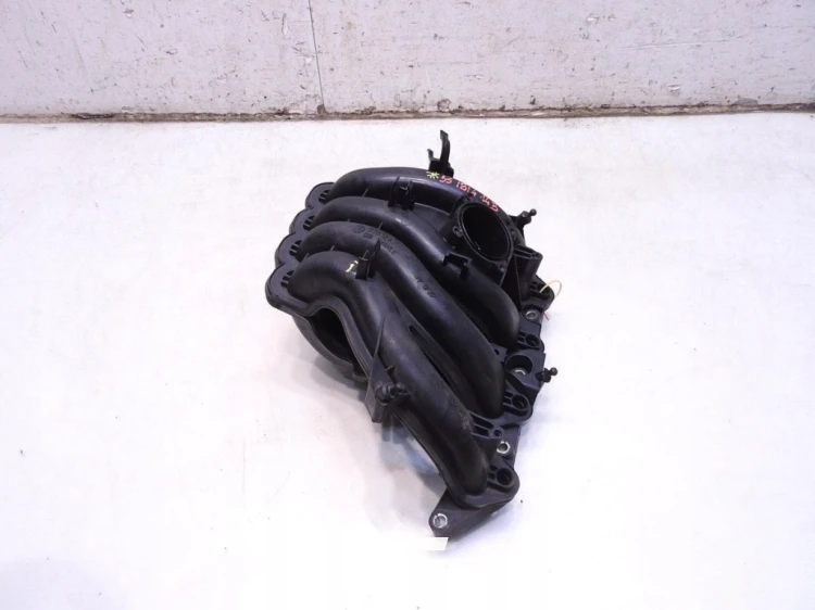 Kolektor ssący 1.4 16V 036129709JF Seat Ibiza IV VW Polo Skoda Fabia