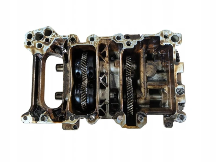 Pompa oleju 2.0 FSI 06B103535B Audi VW używana sprawna
