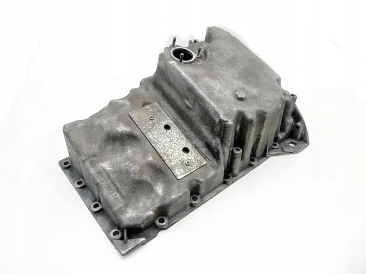 Miska olejowa 2.0d 7798372 BMW 1 E87 3 E90 E91 używana sprawna