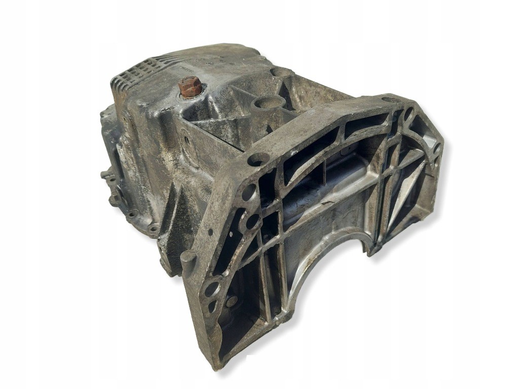 Miska olejowa 8200318813 Renault Dacia Nissan używana sprawna