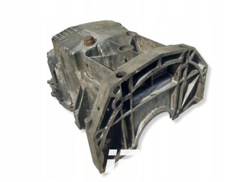 Miska olejowa 8200318813 Renault Dacia Nissan używana sprawna