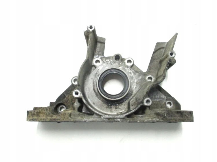 Kołnierz uszczelniający 1.4 TDI 045103153 VW Polo 00-10 VAG